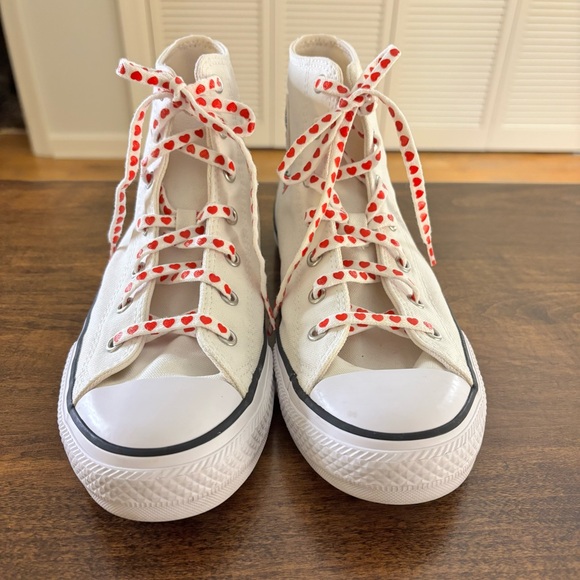 Converse Chuck Taylor High Top Sneakers White  6 Women's - Picture 4 of 10